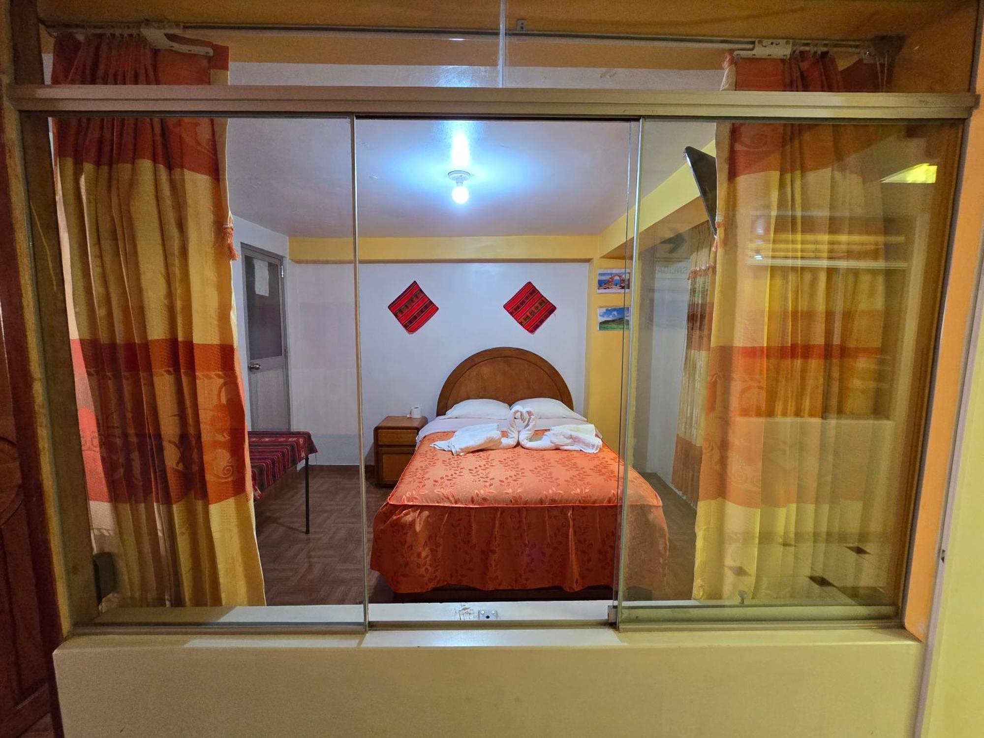 Hostal Acuarius ปูโน ภายนอก รูปภาพ